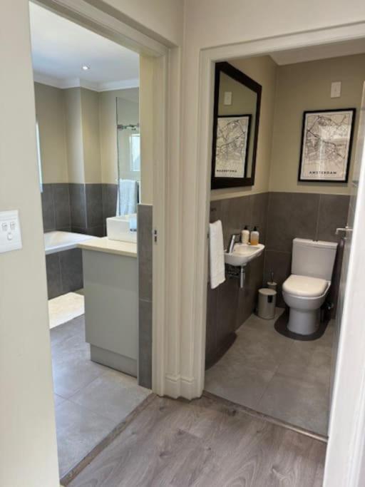Luxury Townhouse In Stellenbosch Central Eksteriør bilde