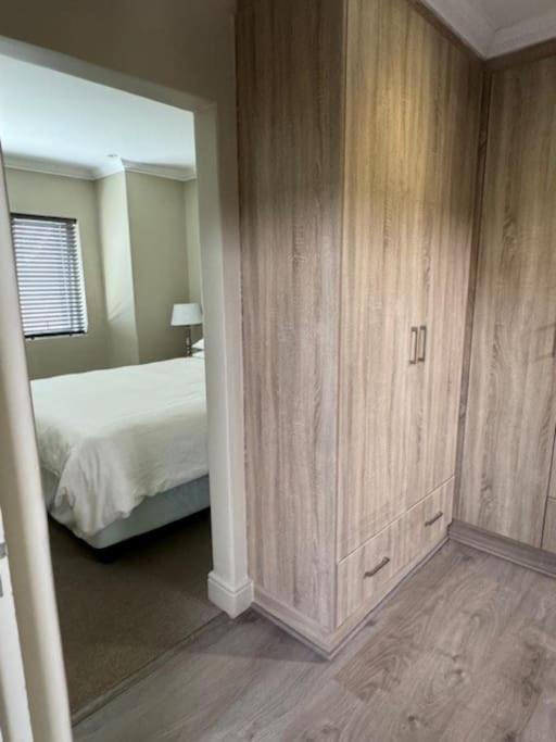 Luxury Townhouse In Stellenbosch Central Eksteriør bilde